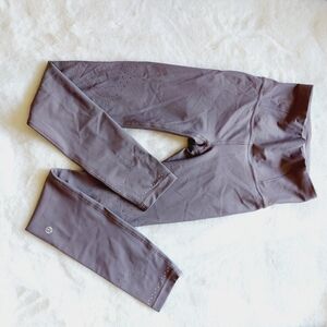 Lululemon Athletica Gray High Rise Leggings P551